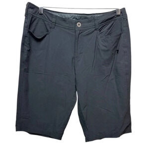 The North Face Shorts sz 10